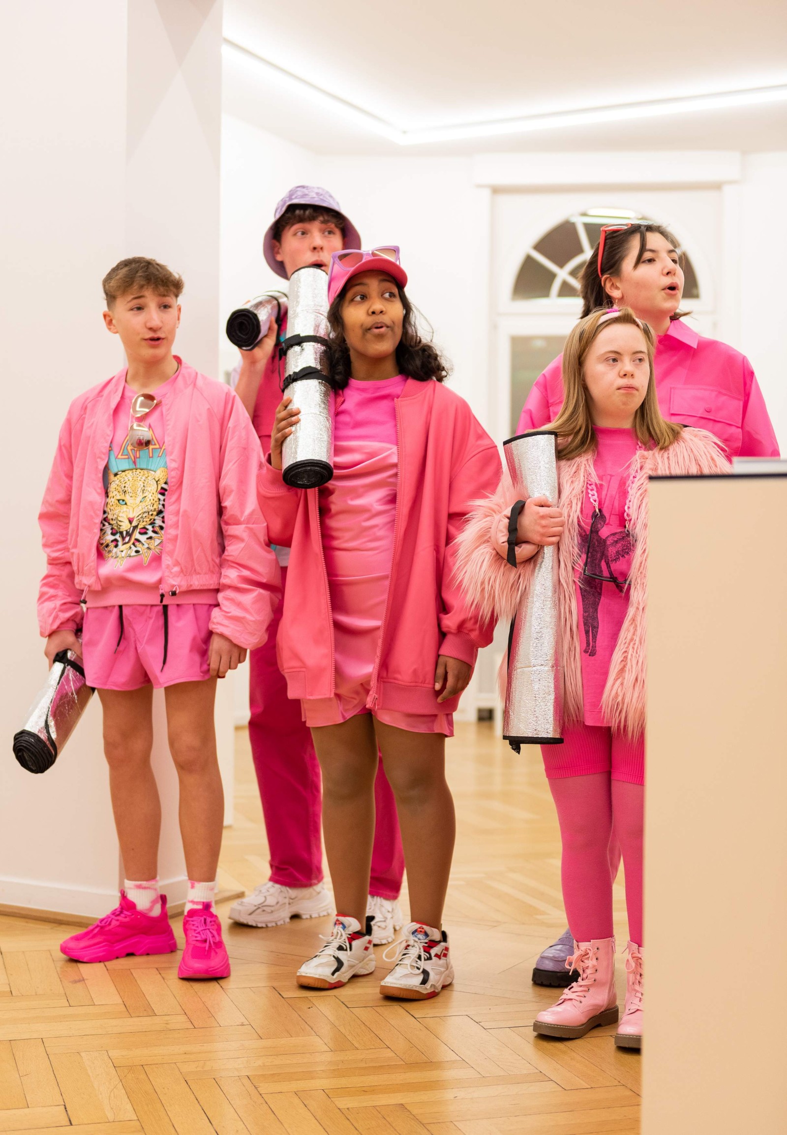 "Balance - Zehn Versuche, die Welt zu verstehen", Junges Schauspiel Frankfurt in Kooperation mit dem Weltkulturen Museum, Junges Ensemble, Foto: Robert Schittko