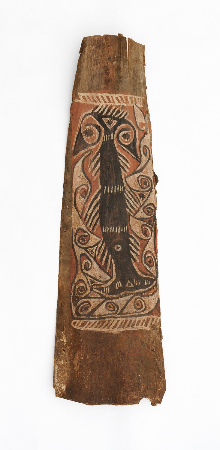 Sago palm sheath with the motif Kinin Kumnya (‘Mother of Fish’), Avim, Upper Karawari, New Guinea. Collected by Eike Haberland, Sepik Expedition, 1961. Collection Weltkulturen Museum. Photo: Wolfgang Günzel