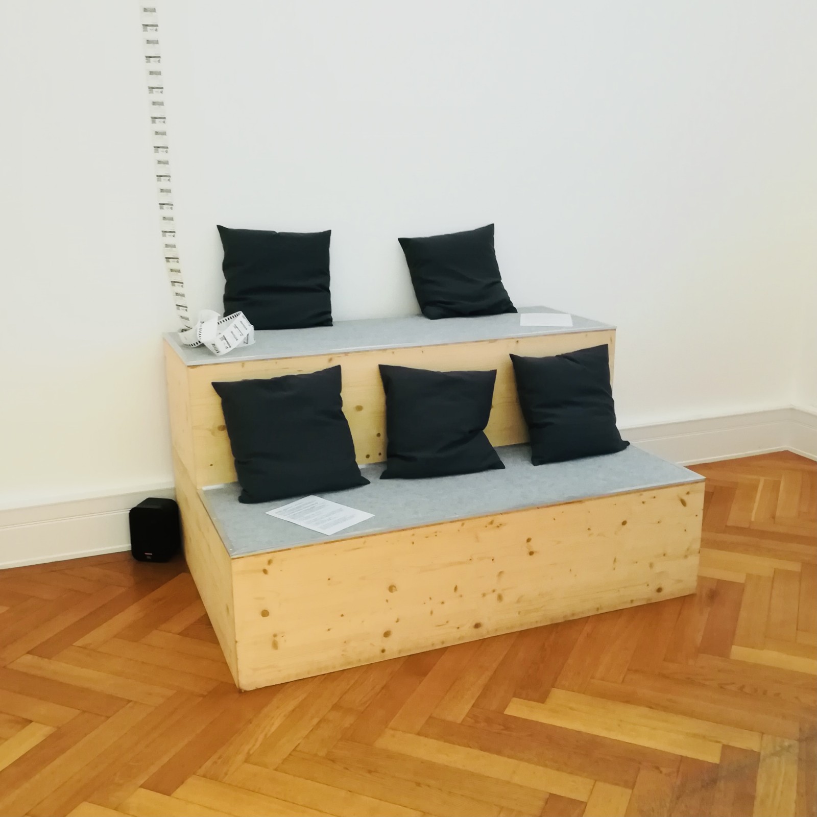 Exhibition view “Invisible Inventories: Questioning Kenyan Collections in Western Museums”; Weltkulturen Labor 2021